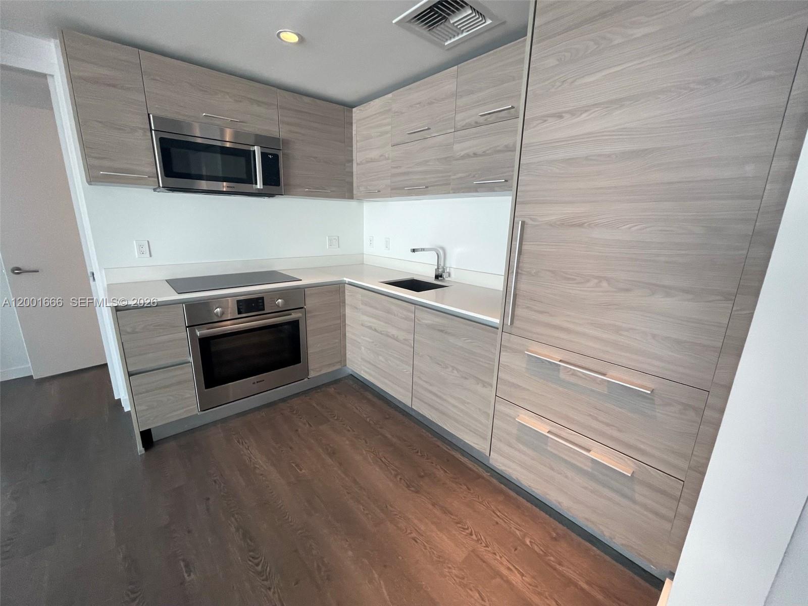 1300 S Miami Ave #1107, Miami FL 33130