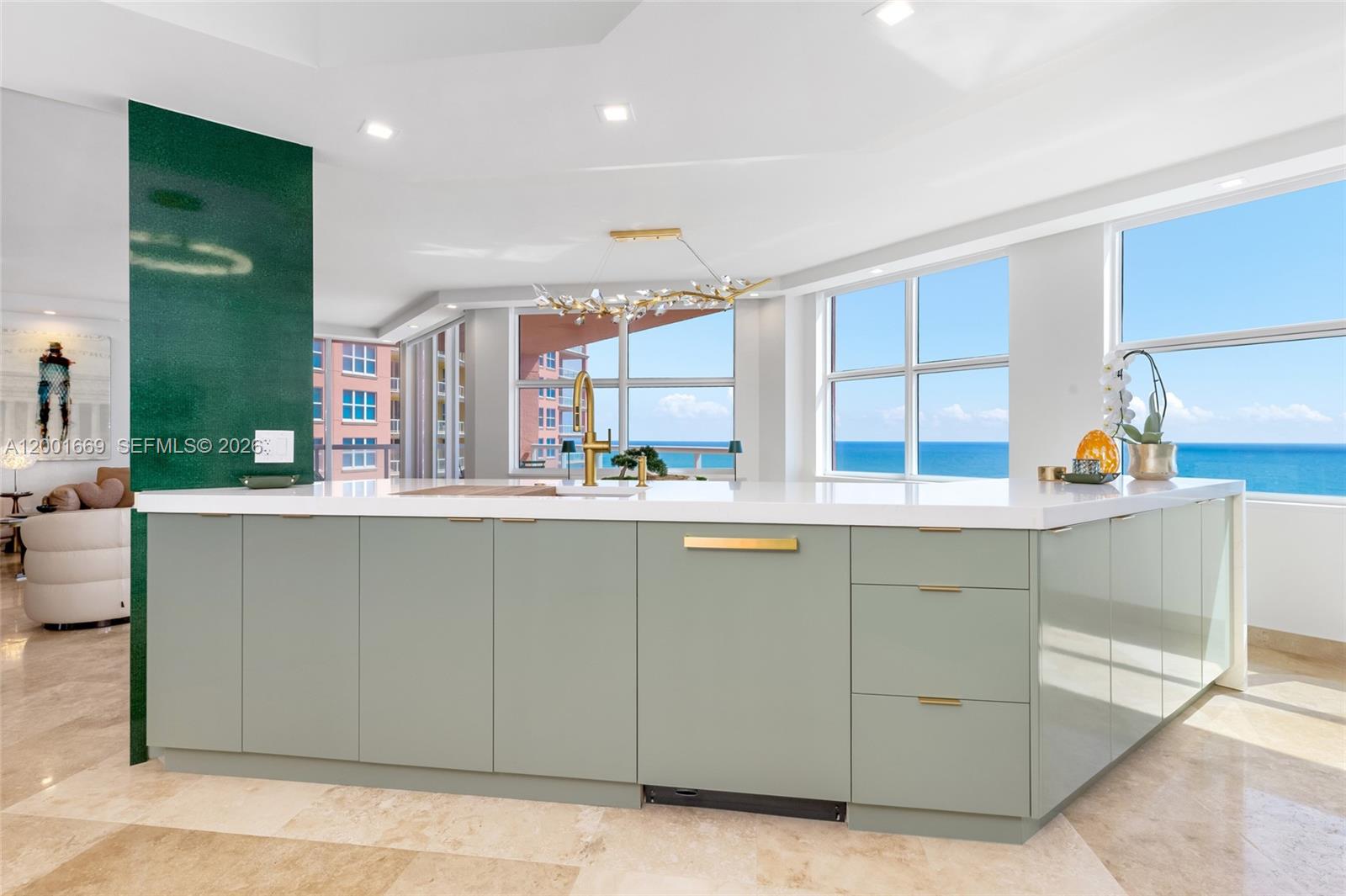 2100 N Ocean Blvd #15B, Fort Lauderdale FL 33305