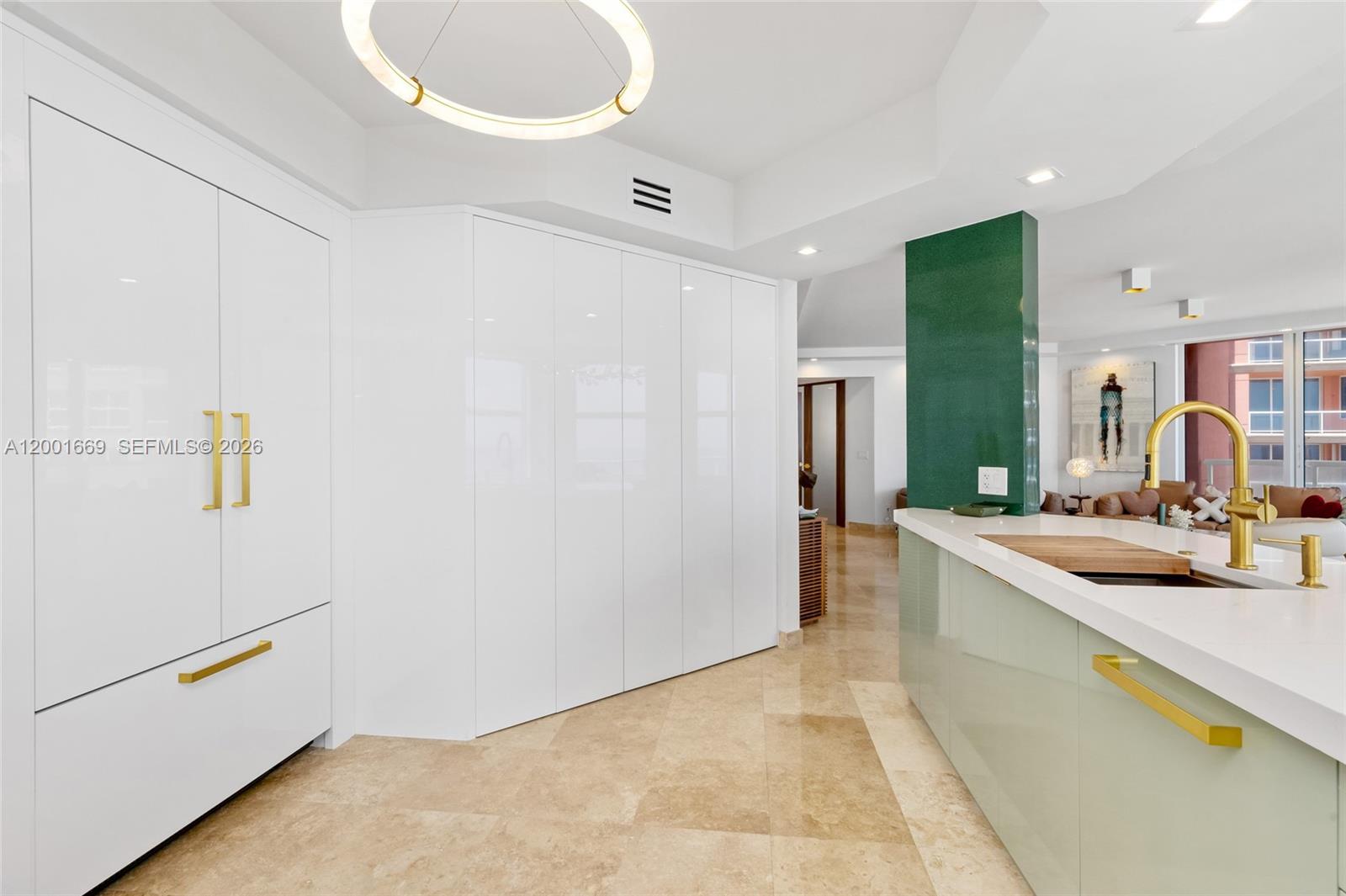 2100 N Ocean Blvd #15B, Fort Lauderdale FL 33305