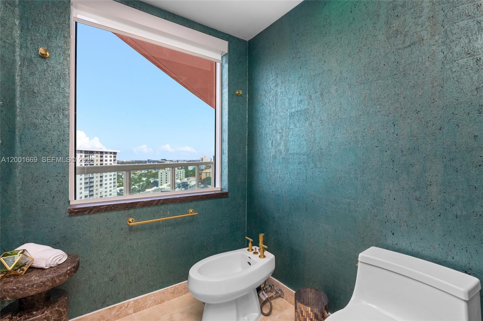 2100 N Ocean Blvd #15B, Fort Lauderdale FL 33305