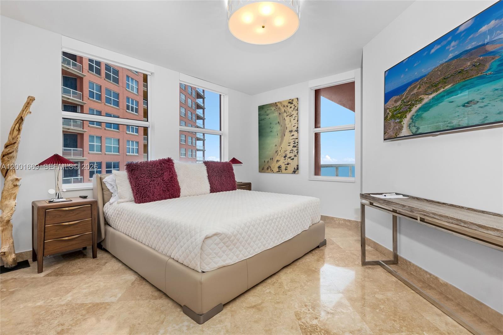 2100 N Ocean Blvd #15B, Fort Lauderdale FL 33305