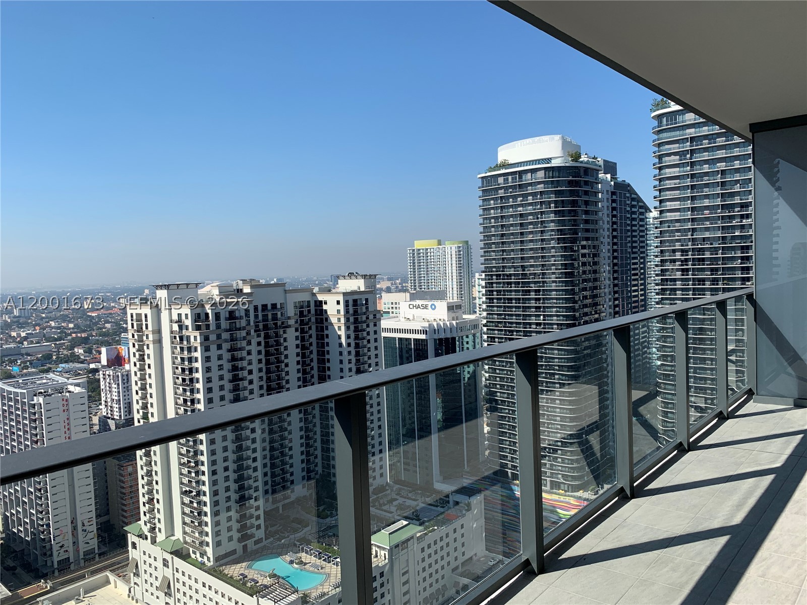 1000 Brickell Plz #3904, Miami FL 33131