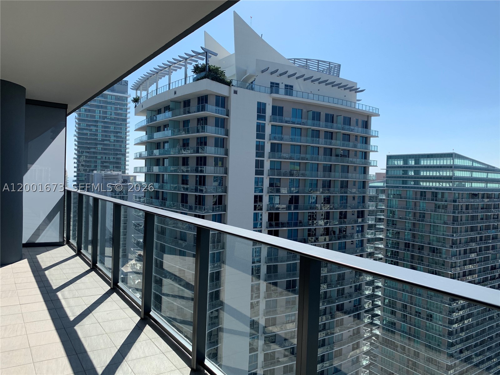1000 Brickell Plz #3904, Miami FL 33131