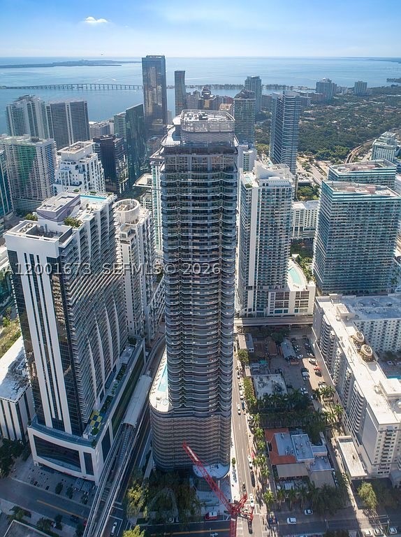 1000 Brickell Plz #3904, Miami FL 33131