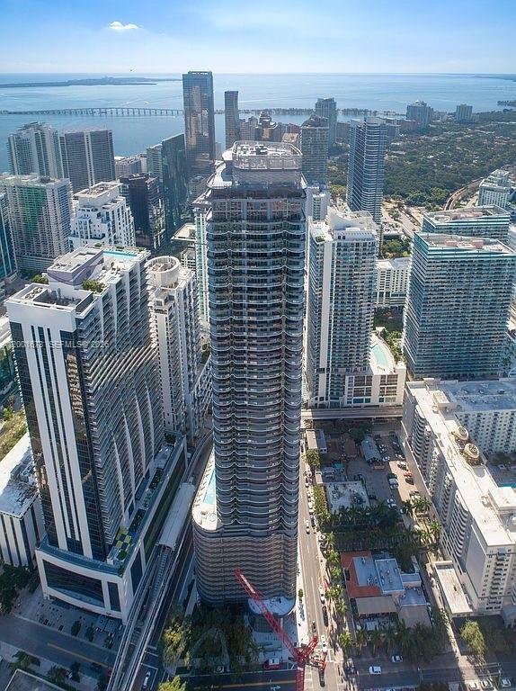 1000 Brickell Plz #3904, Miami FL 33131