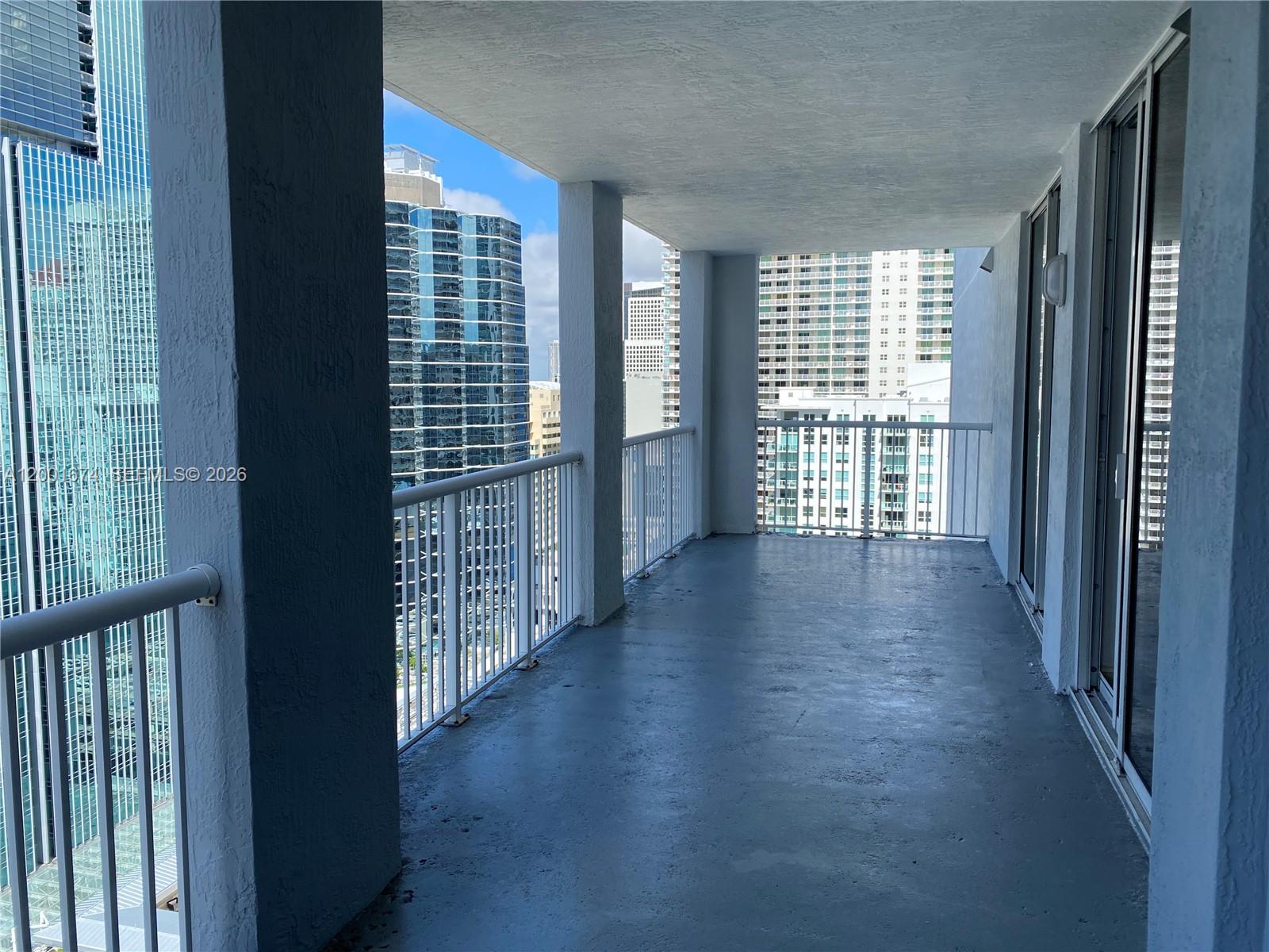 170 SE 14th St #2807, Miami FL 33131