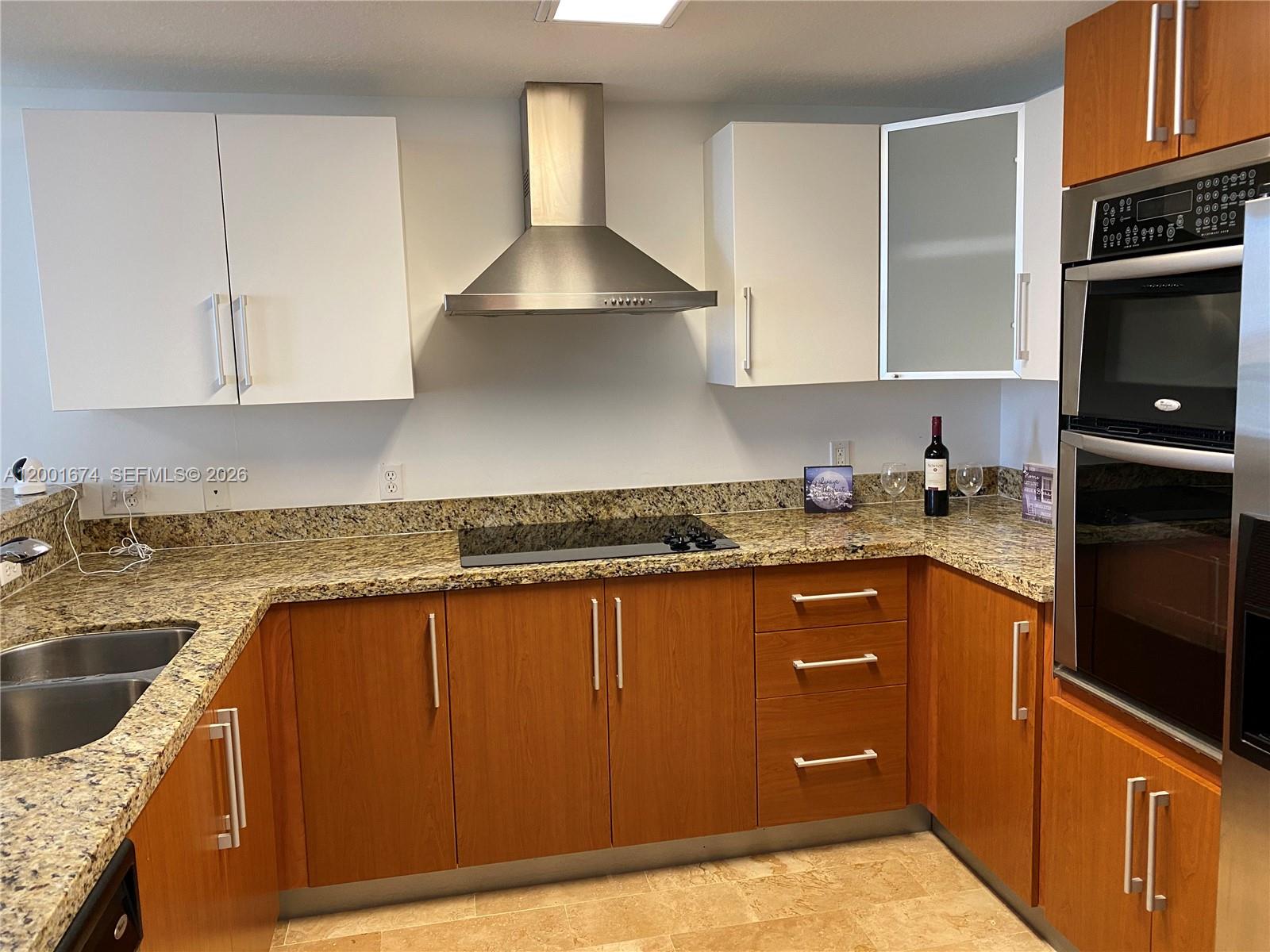 170 SE 14th St #2807, Miami FL 33131