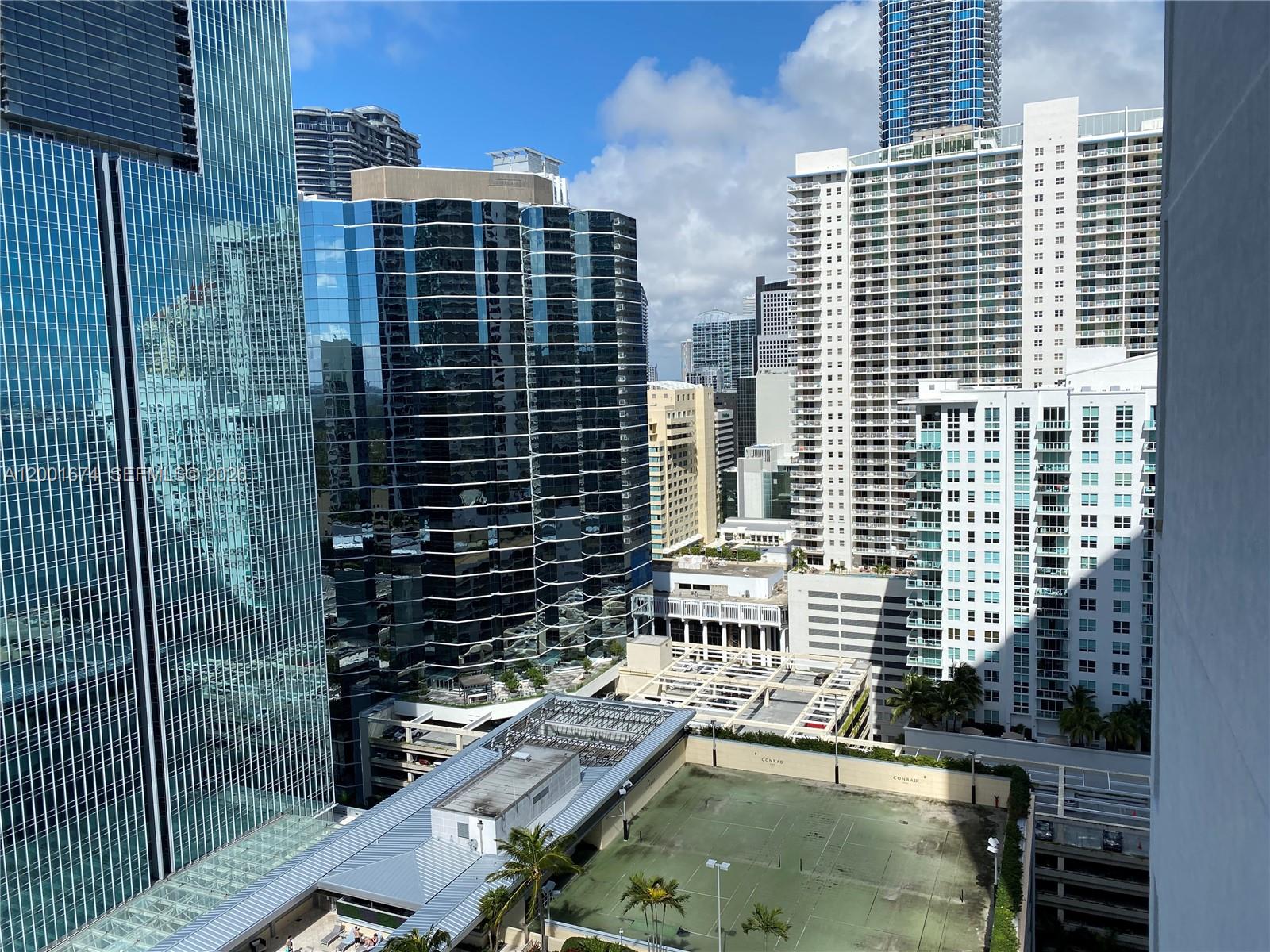 170 SE 14th St #2807, Miami FL 33131