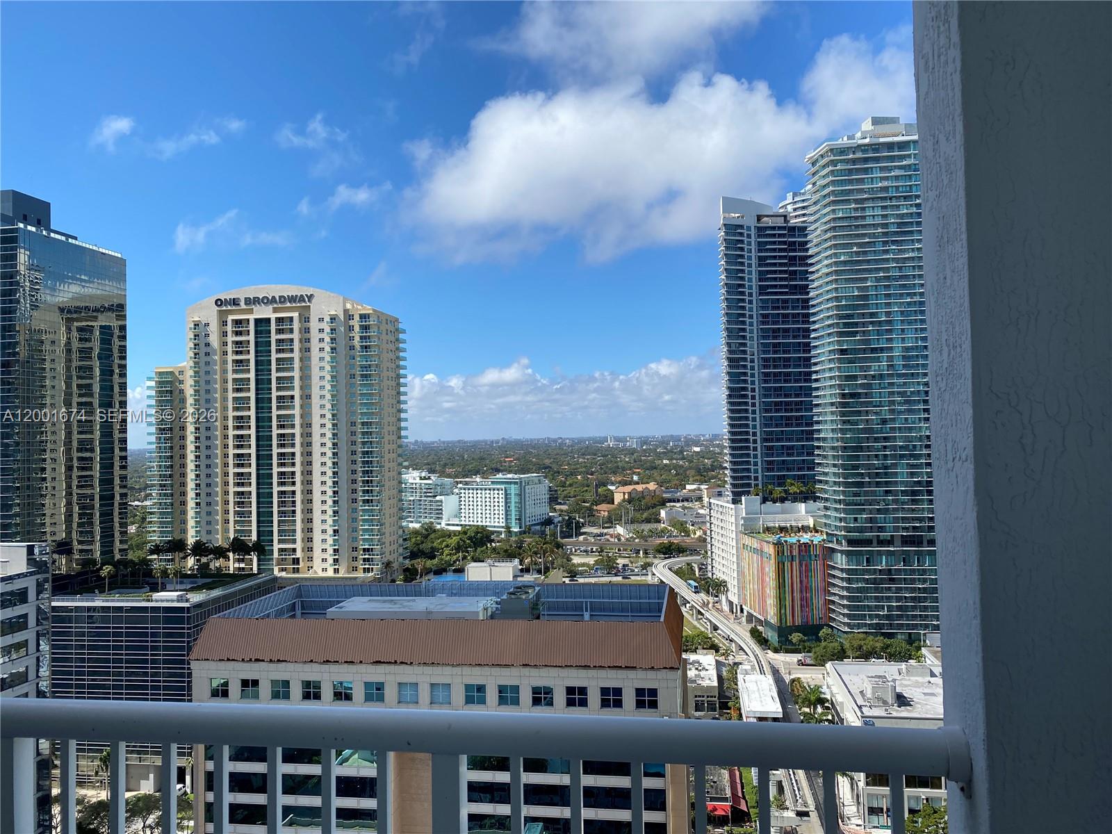 170 SE 14th St #2807, Miami FL 33131
