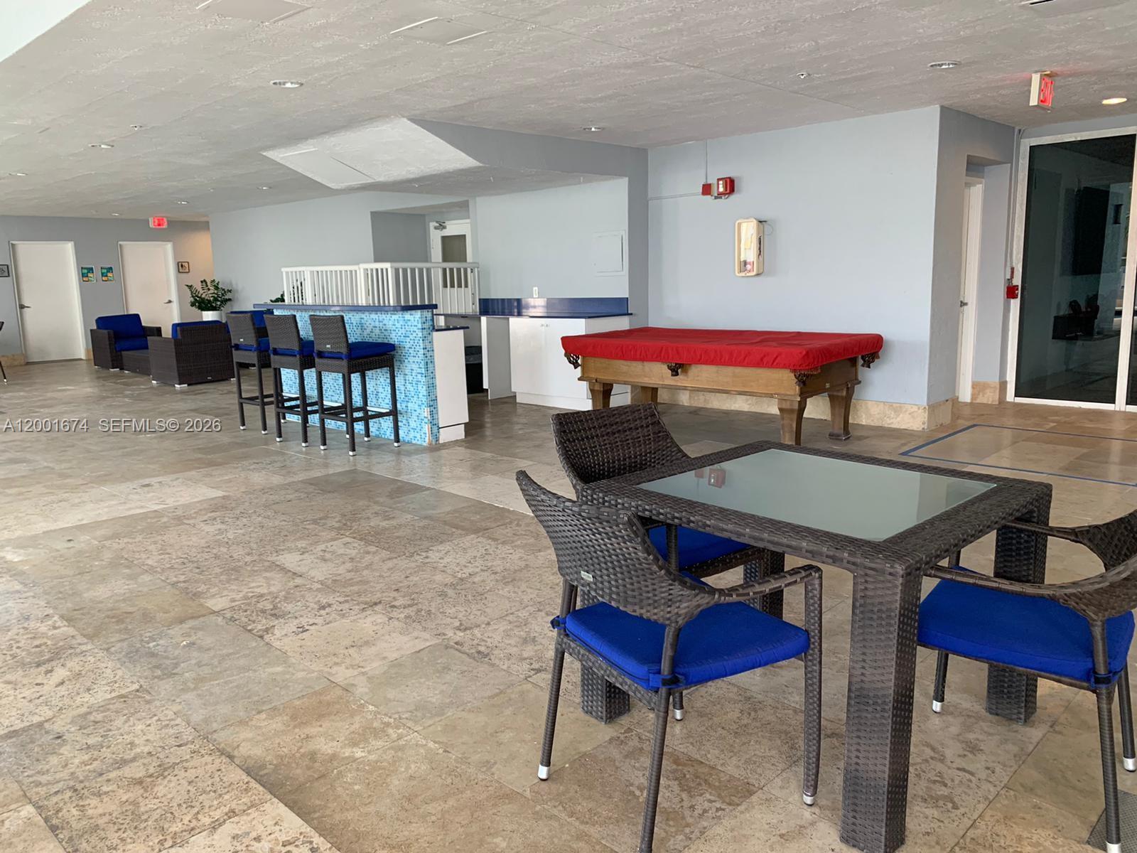 170 SE 14th St #2807, Miami FL 33131