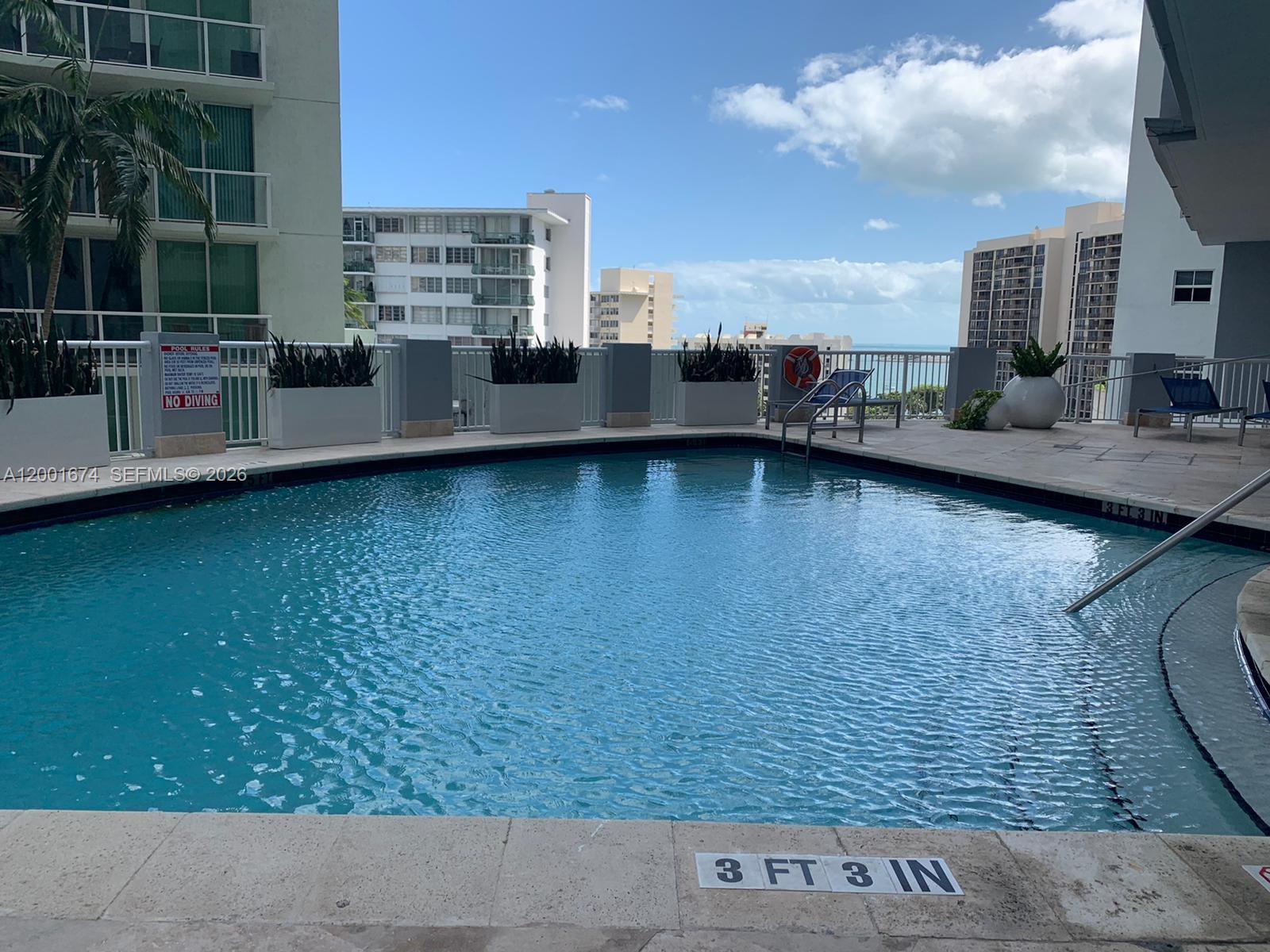 170 SE 14th St #2807, Miami FL 33131