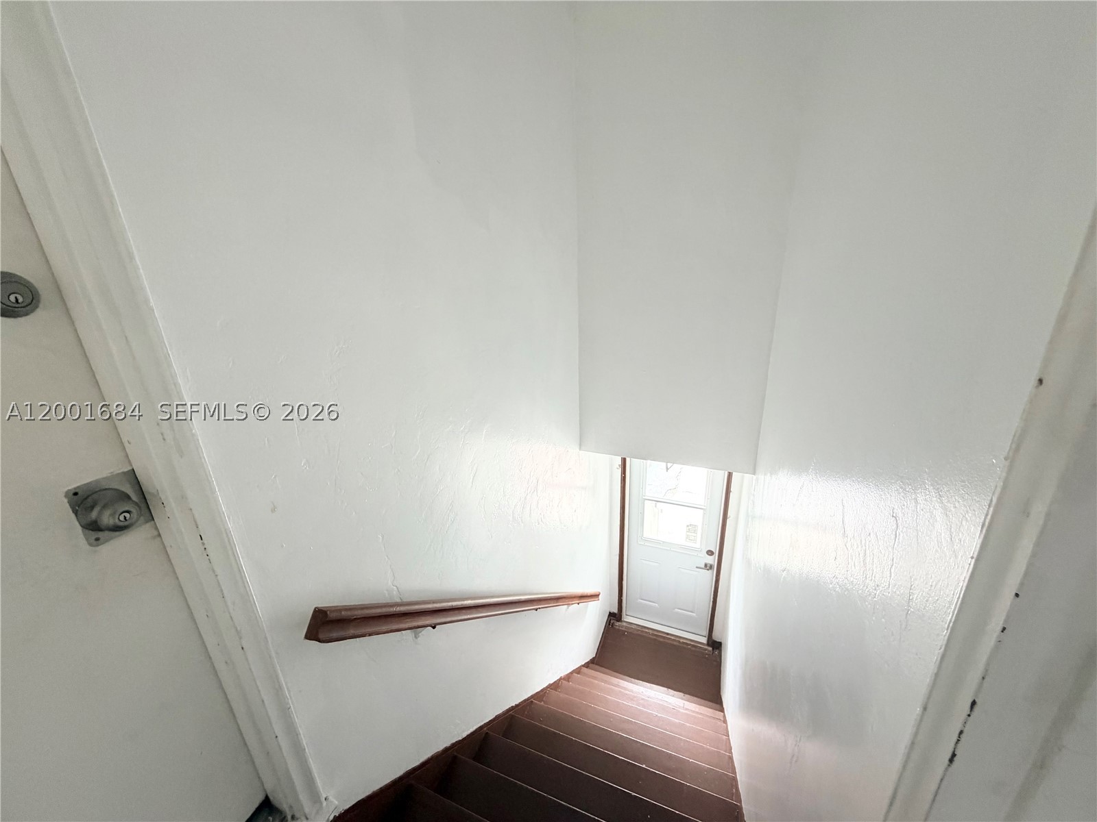620 84th St #25, Miami Beach FL 33141
