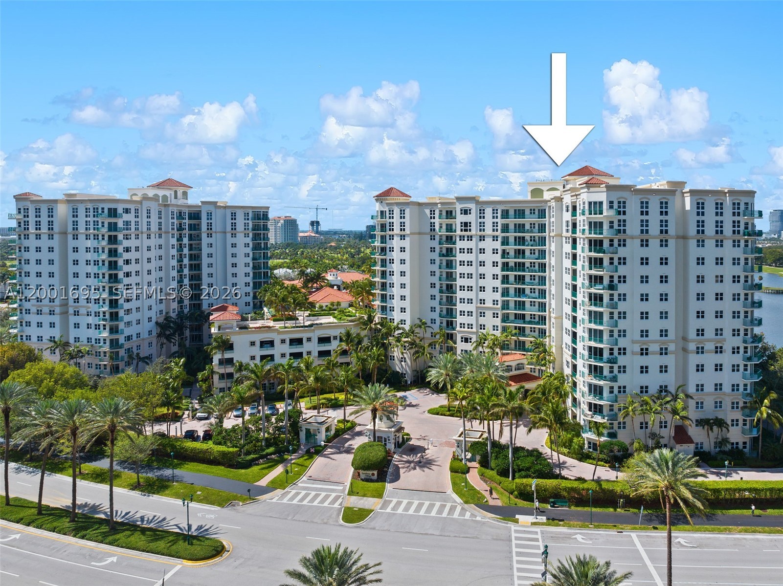 20000 E Country Club Dr #314, Aventura FL 33180
