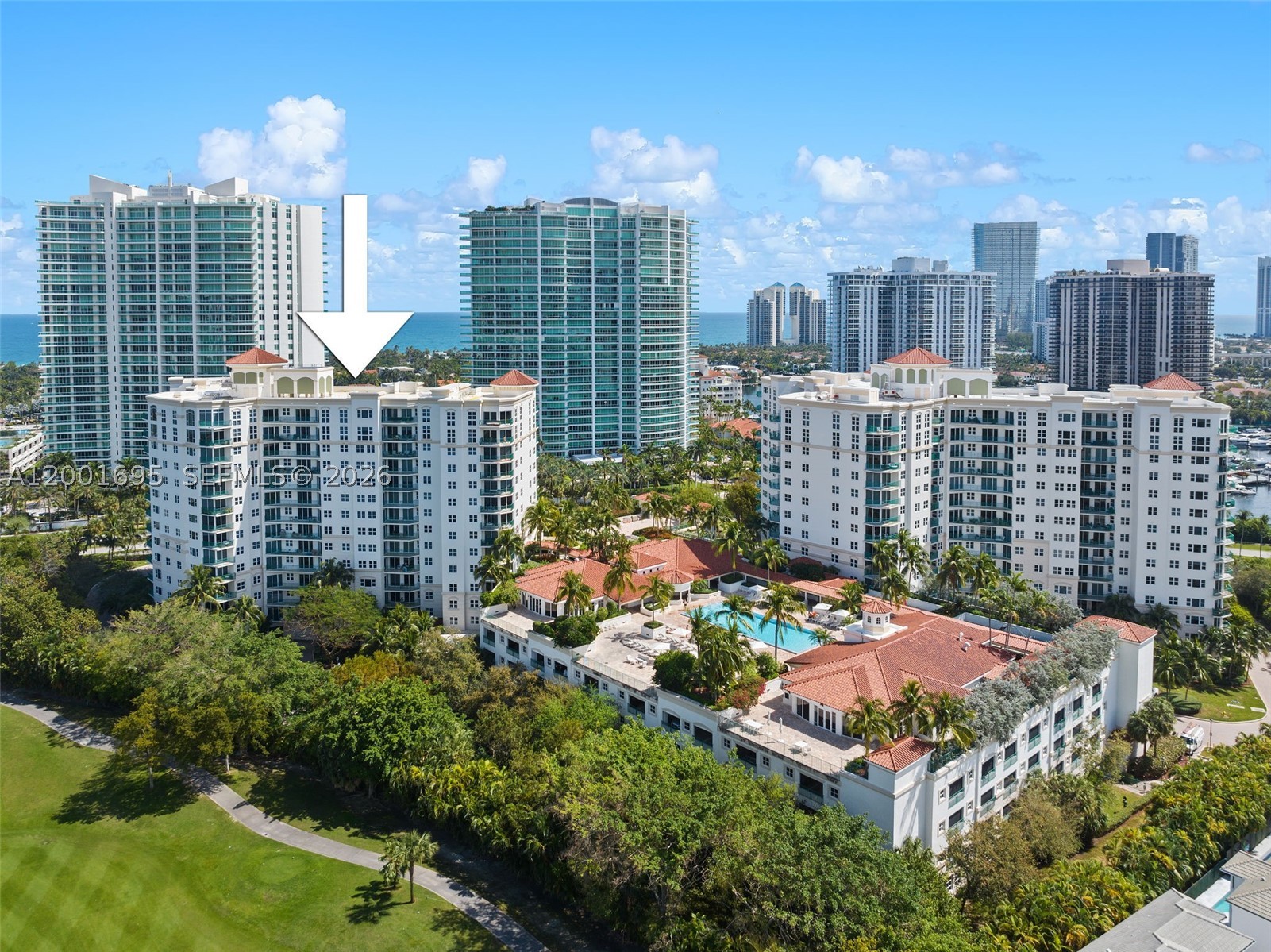 20000 E Country Club Dr #314, Aventura FL 33180