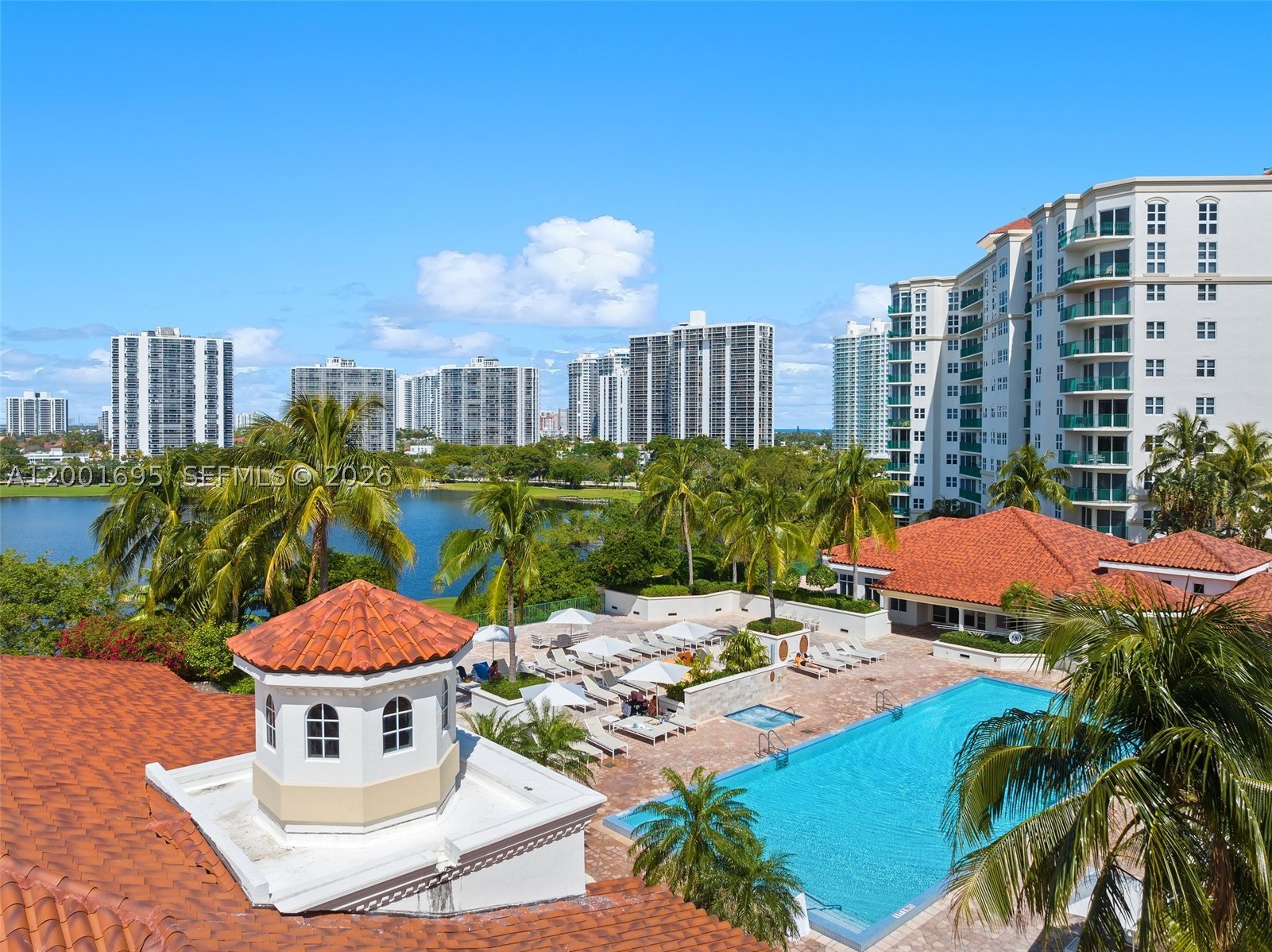 20000 E Country Club Dr #314, Aventura FL 33180