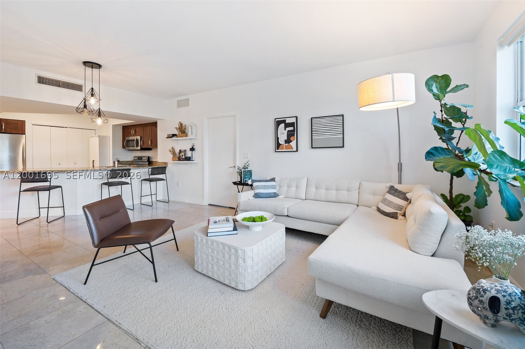 20000 E Country Club Dr #314, Aventura FL 33180