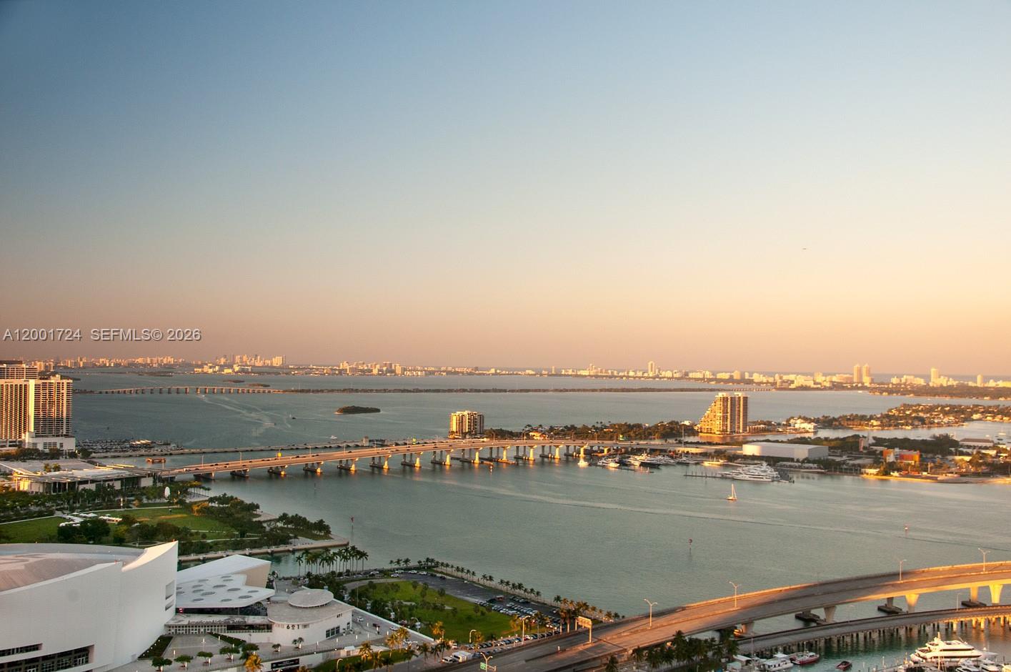 244 Biscayne Blvd #4104, Miami FL 33132