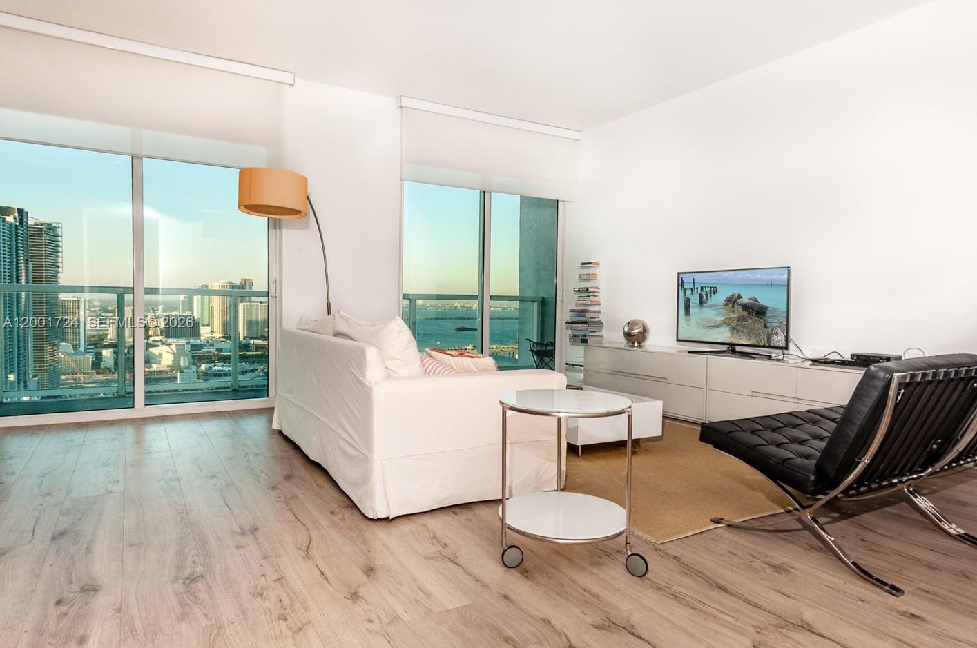 244 Biscayne Blvd #4104, Miami FL 33132