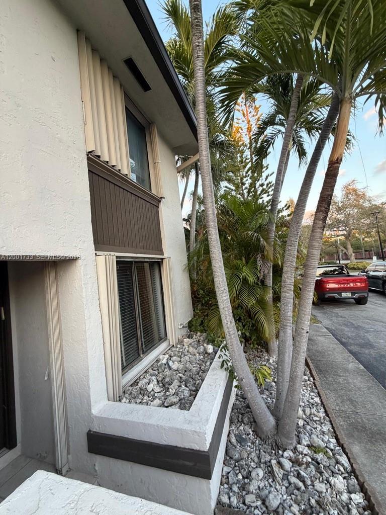 2661 NE 164th St #40, North Miami Beach FL 33160