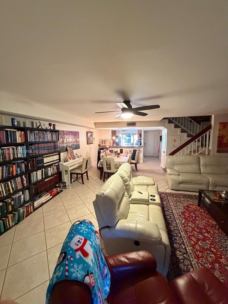2661 NE 164th St #40, North Miami Beach FL 33160