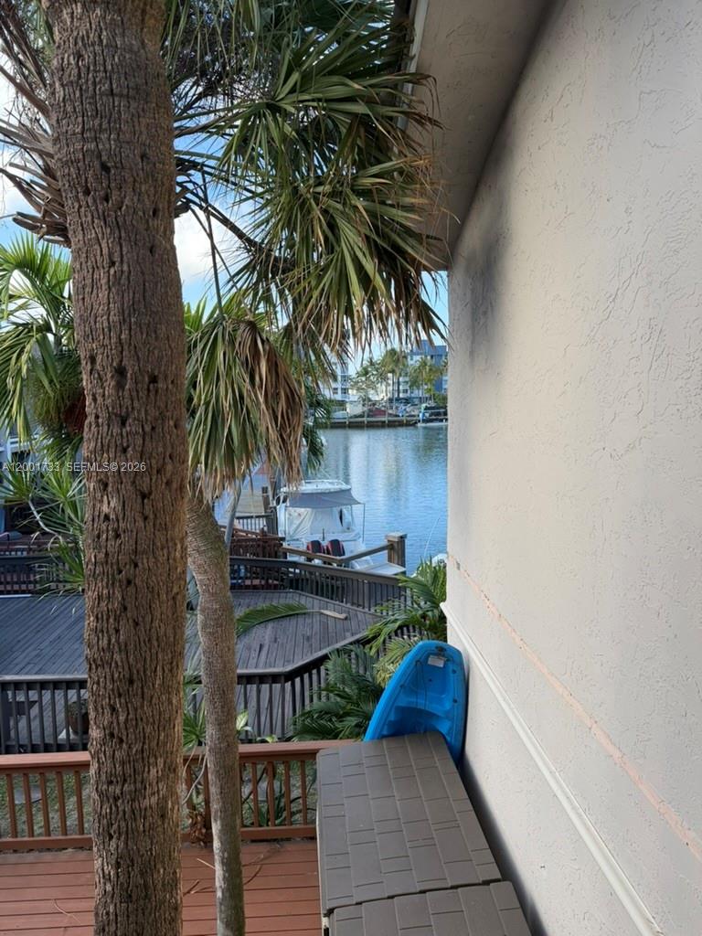 2661 NE 164th St #40, North Miami Beach FL 33160