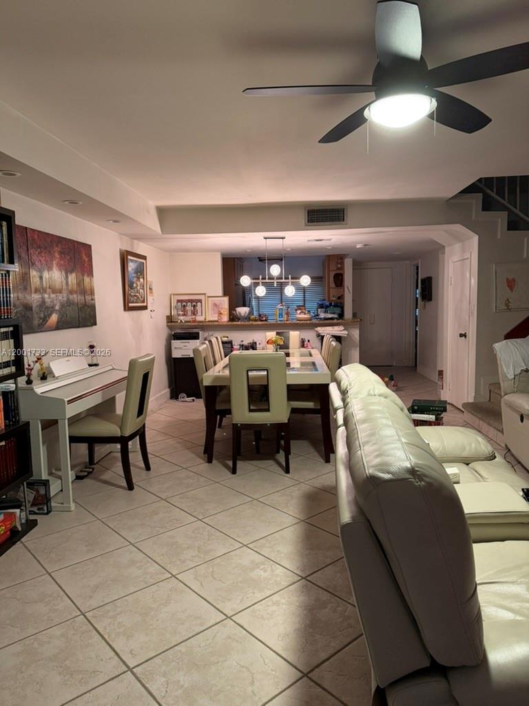 2661 NE 164th St #40, North Miami Beach FL 33160