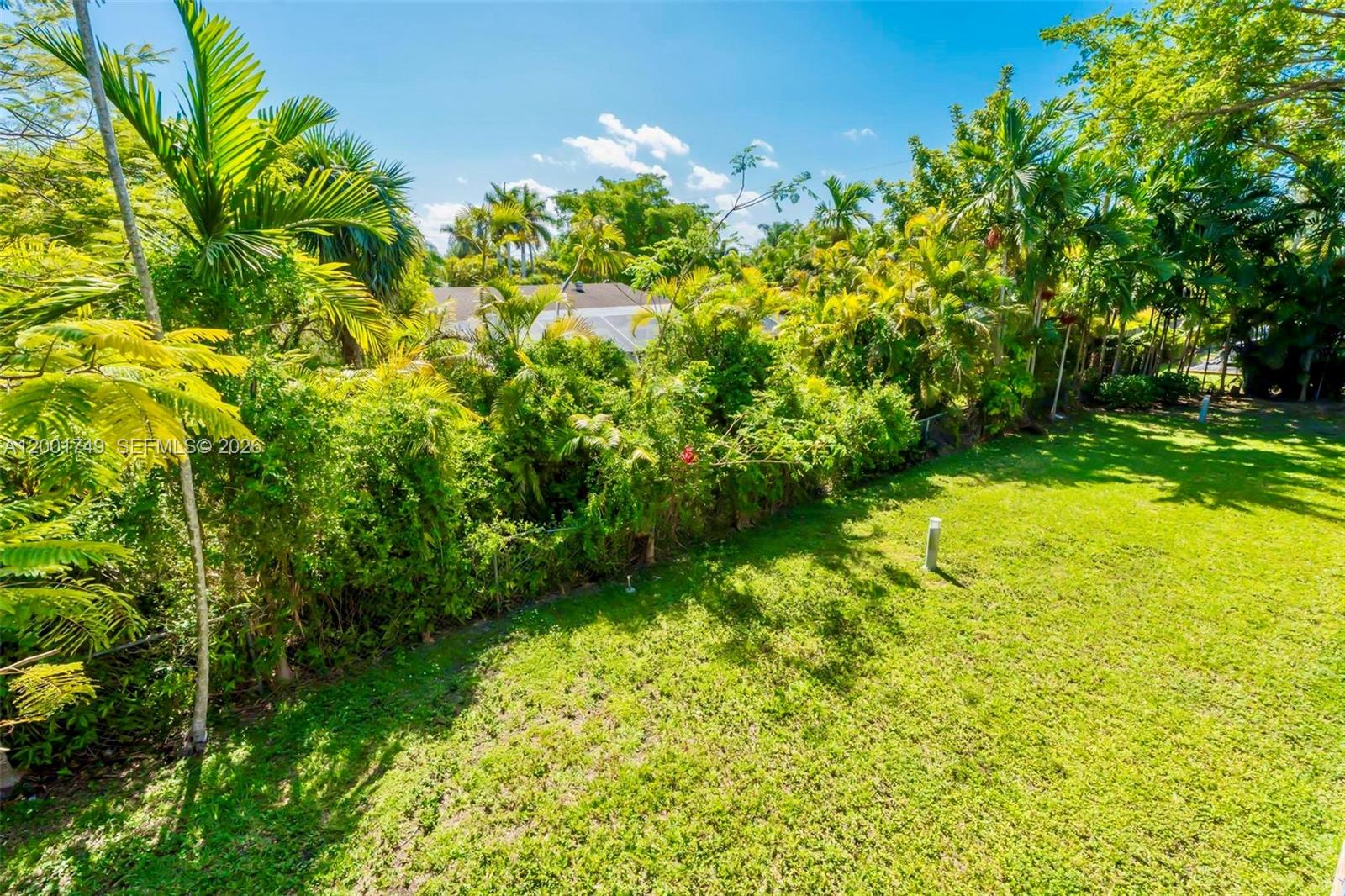 15391 S Dixie Hwy 60 Hwy #60, Palmetto Bay FL 33157