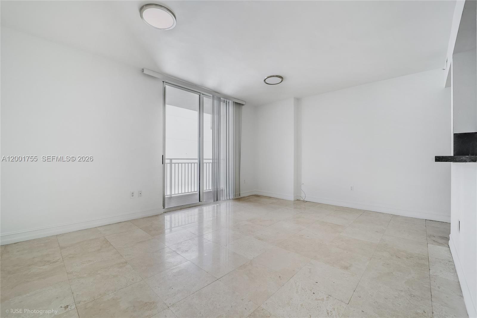 185 SE 14th Ter #2701, Miami FL 33131