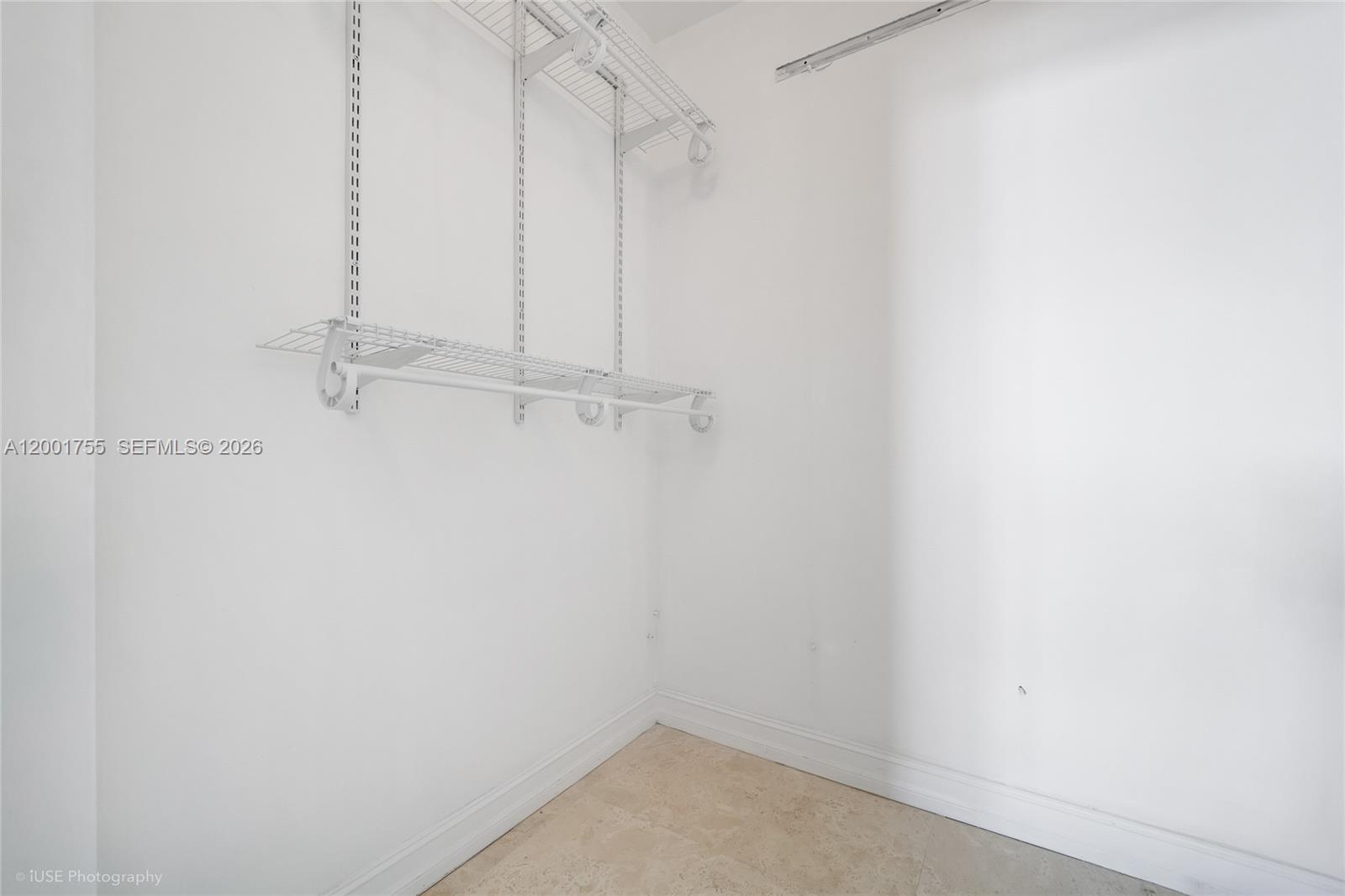 185 SE 14th Ter #2701, Miami FL 33131
