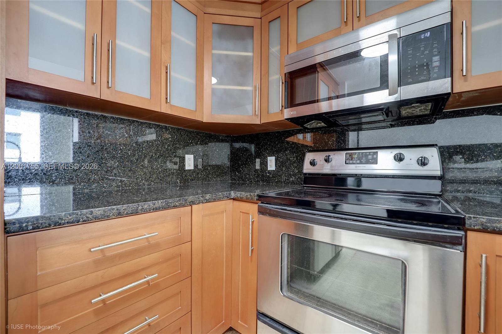 185 SE 14th Ter #2701, Miami FL 33131