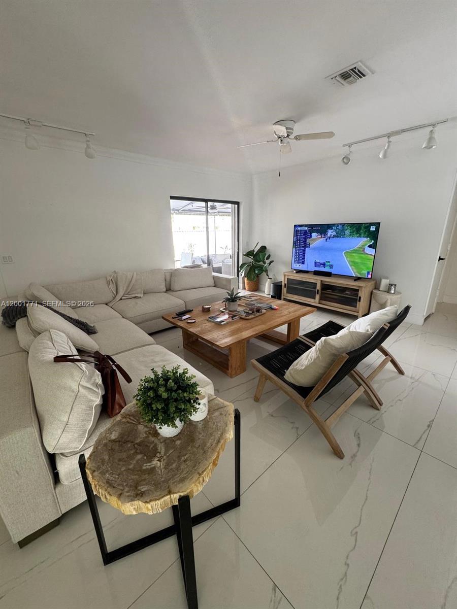230 CRANWOOD DR, Key Biscayne FL 33149