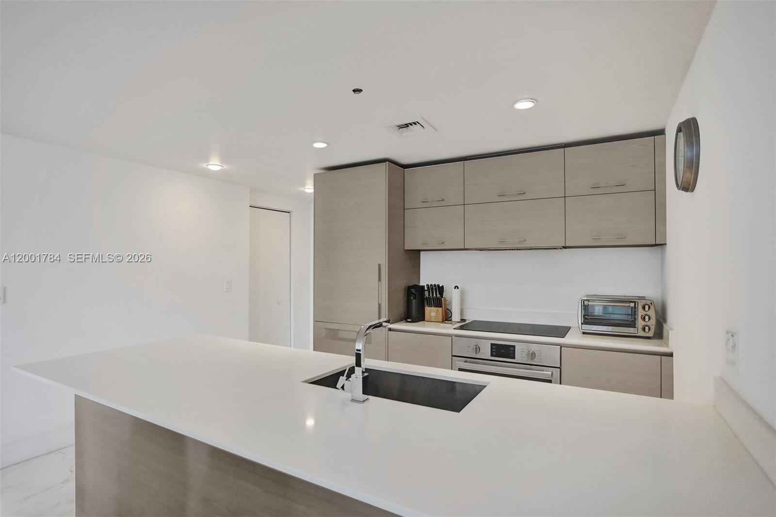 1300 S Miami Ave #3111, Miami FL 33130