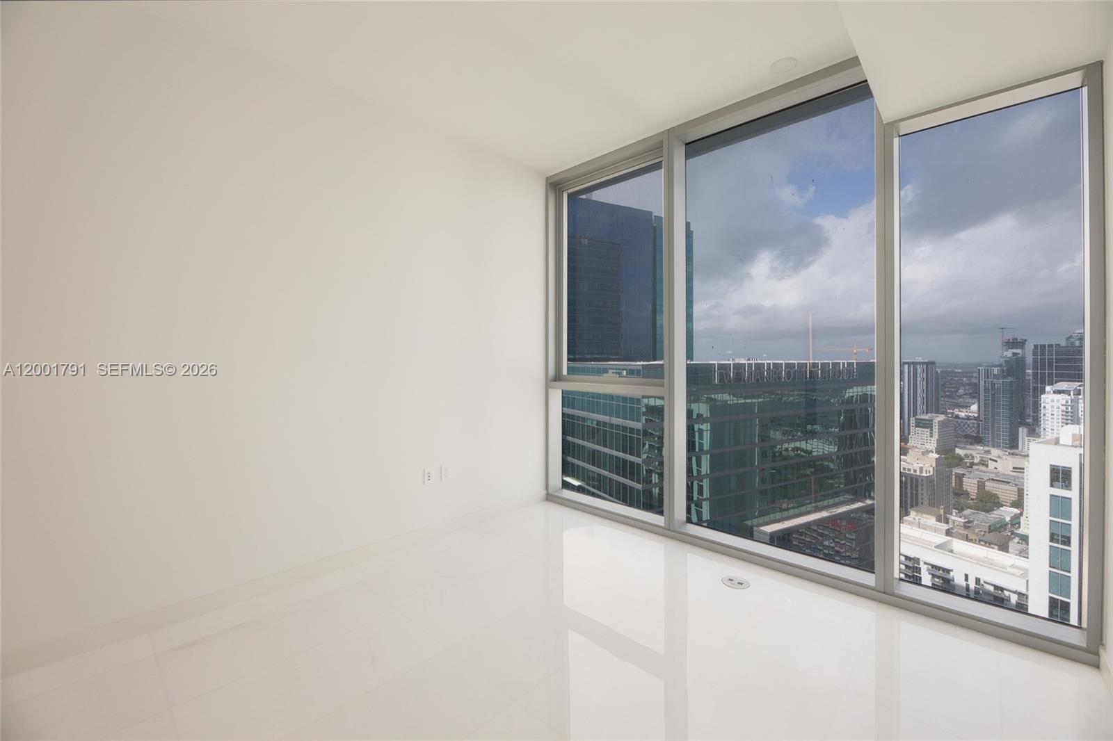 300 Biscayne Boulevard Way #4708W, Miami FL 33131