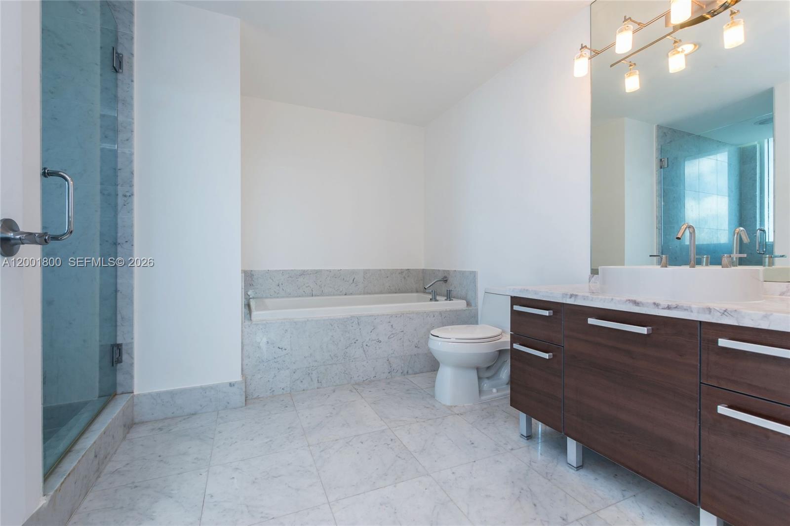 244 Biscayne Blvd #502, Miami FL 33132