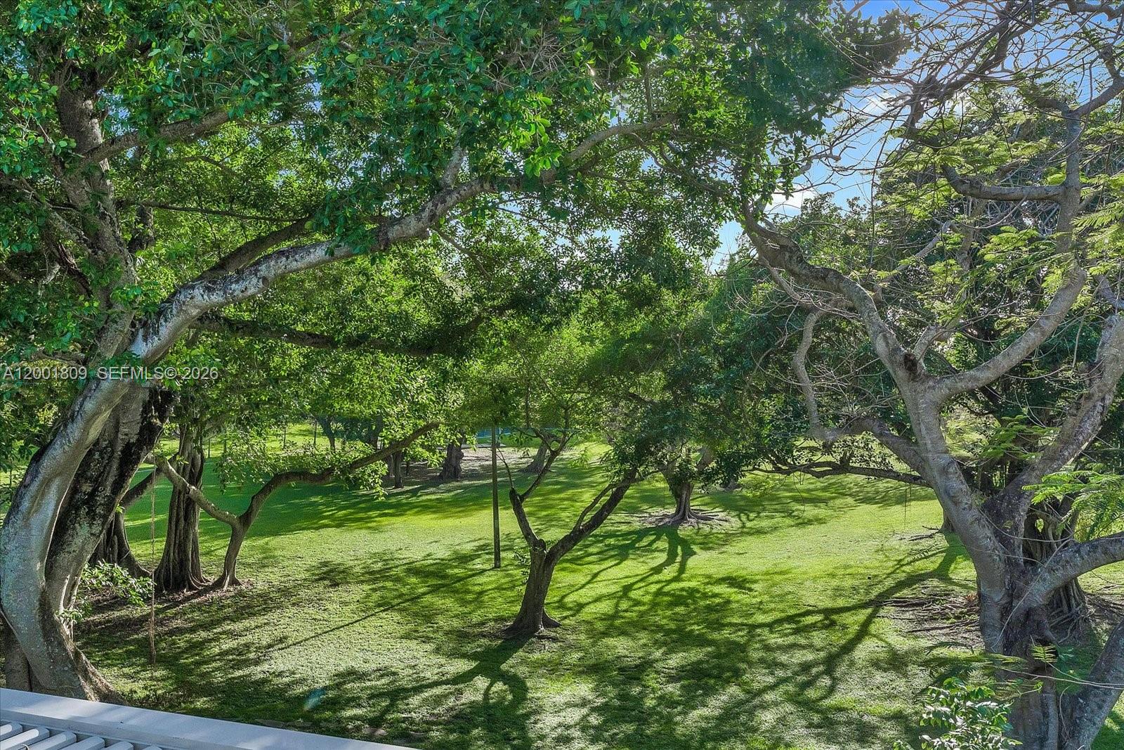 4090 Barbarossa Ave, Miami FL 33133