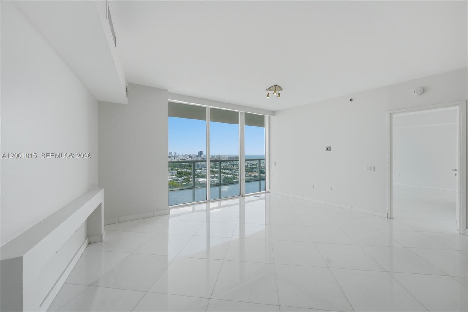 450 Alton Rd #2704, Miami Beach FL 33139