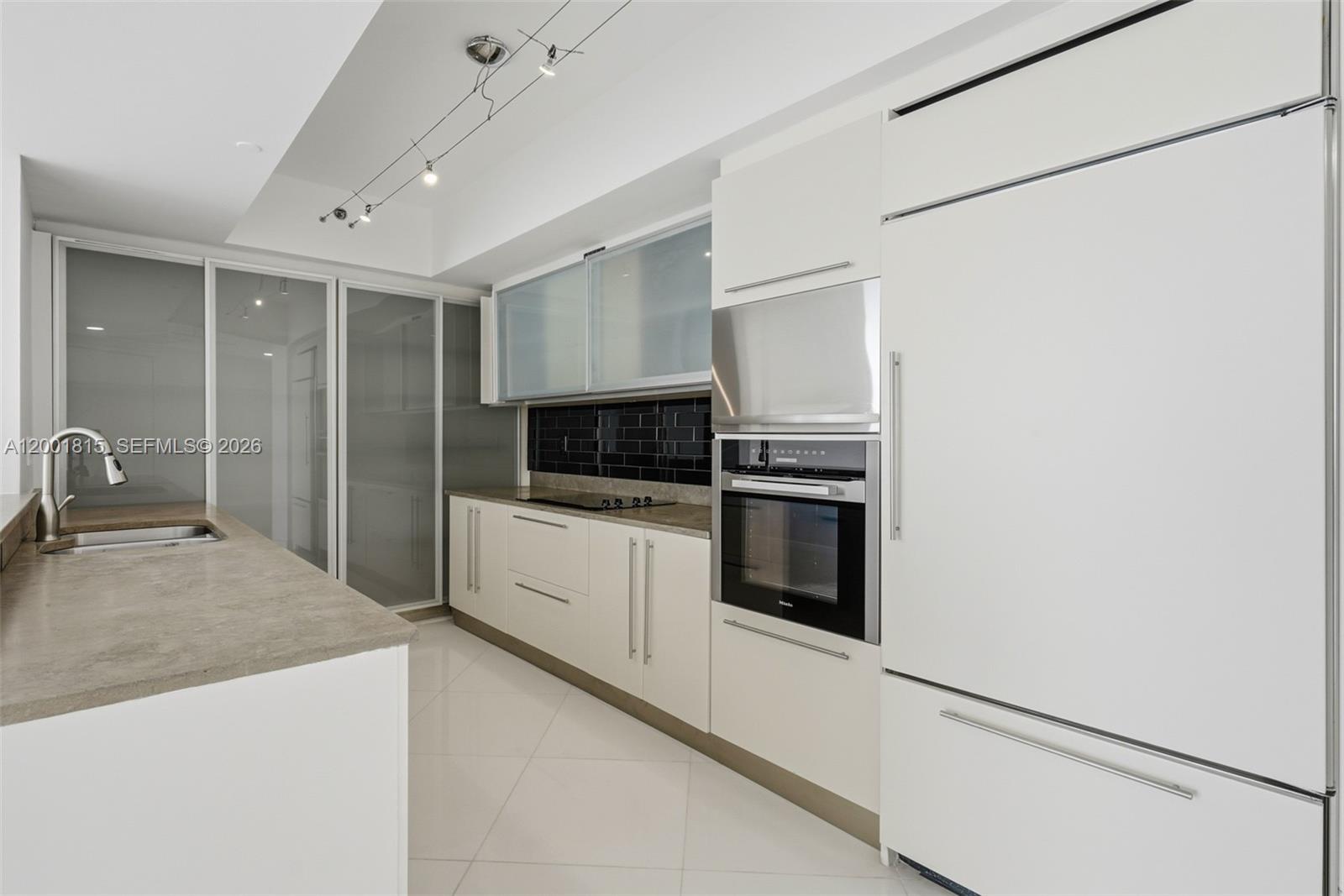 450 Alton Rd #2704, Miami Beach FL 33139