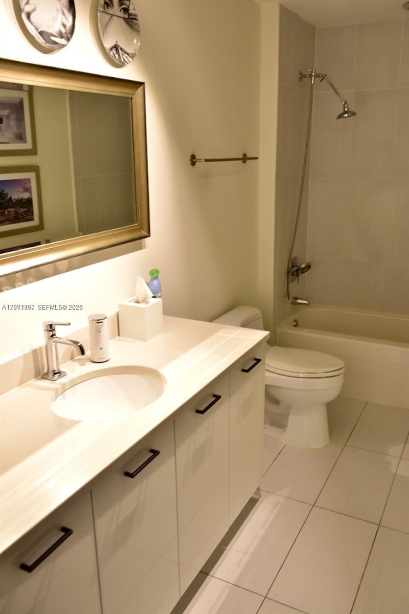 3250 NE 1st Ave #321, Miami FL 33137
