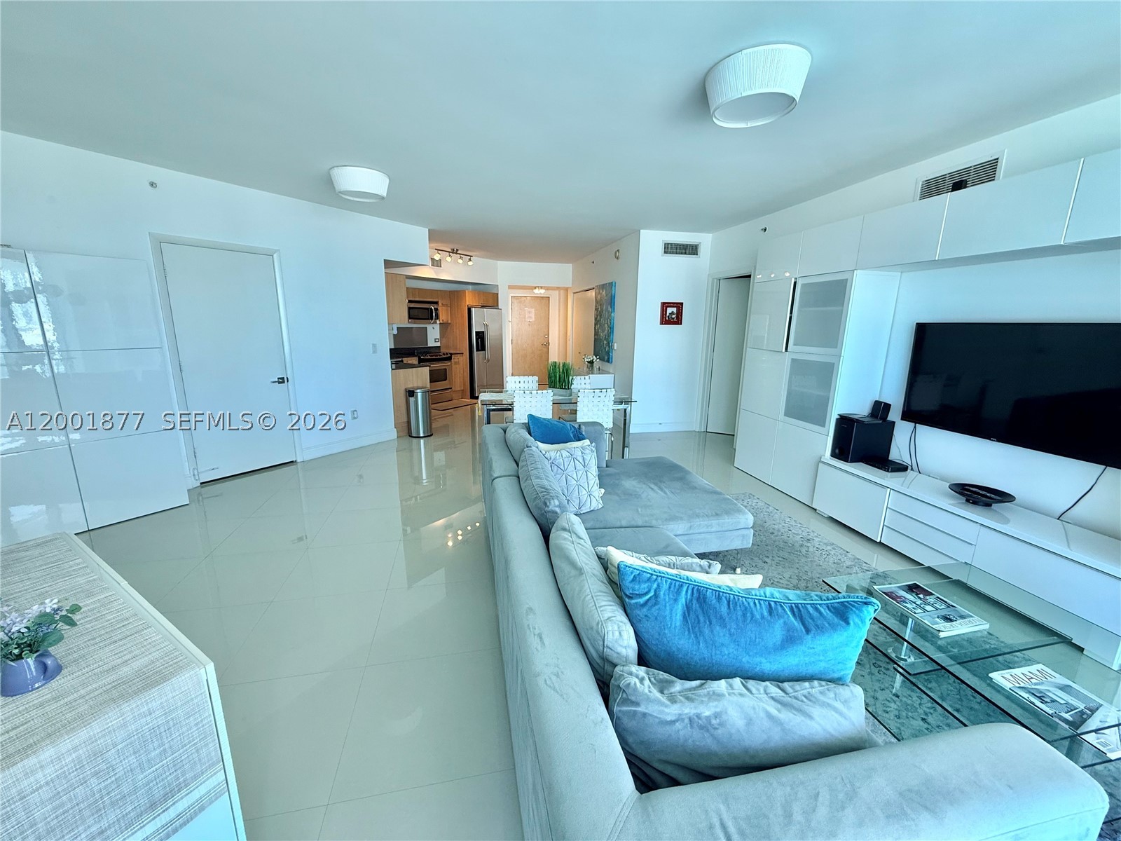 350 S Miami Ave #1601, Miami FL 33130