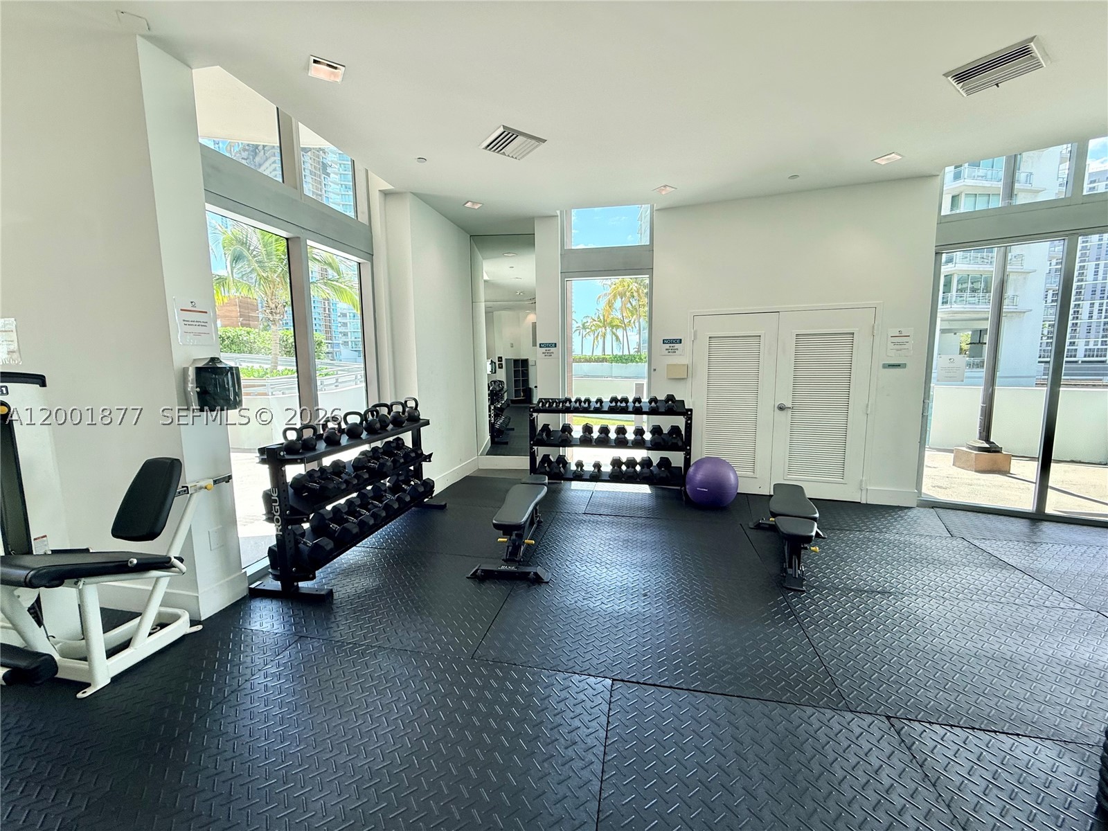350 S Miami Ave #1601, Miami FL 33130