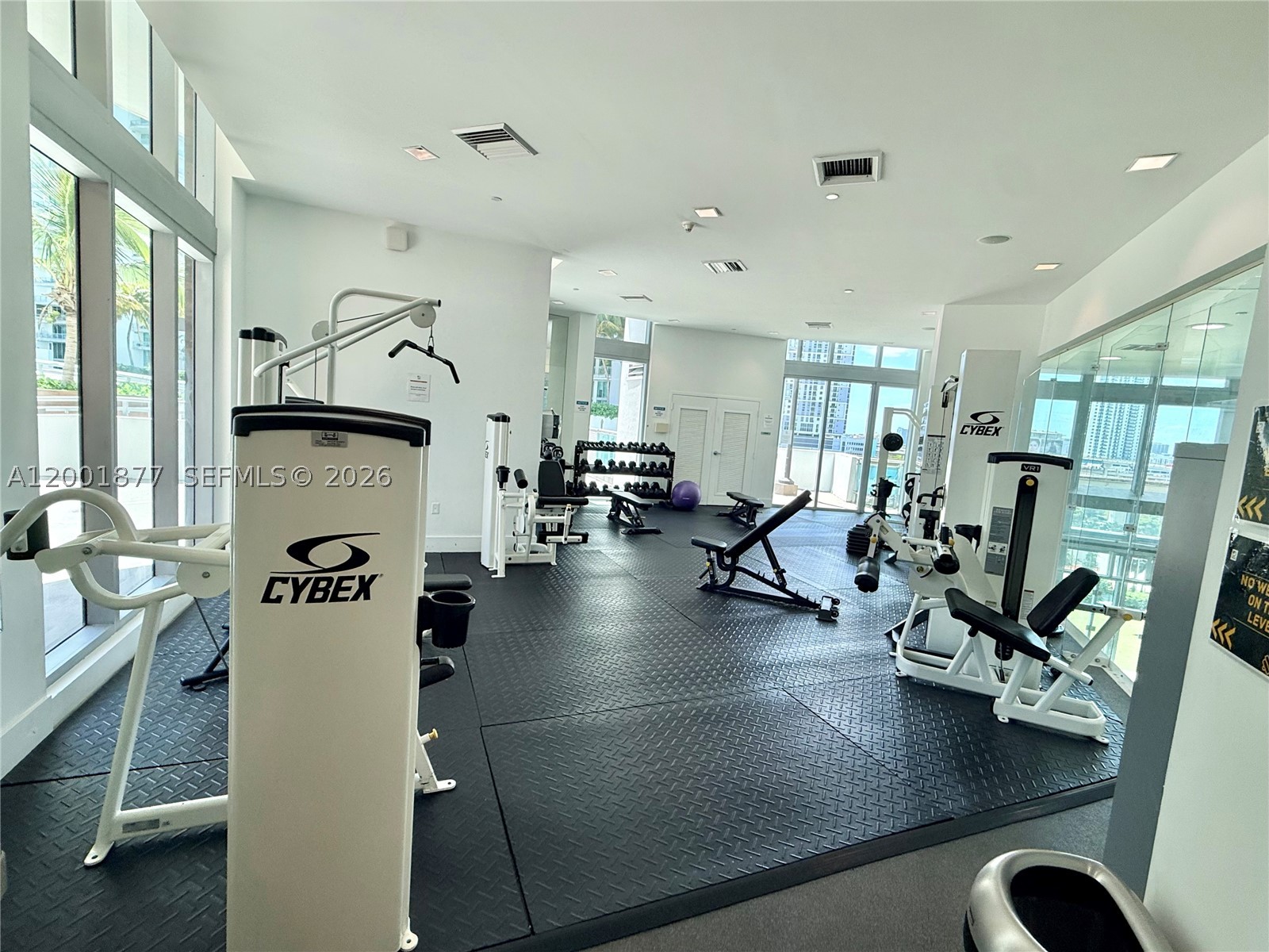 350 S Miami Ave #1601, Miami FL 33130