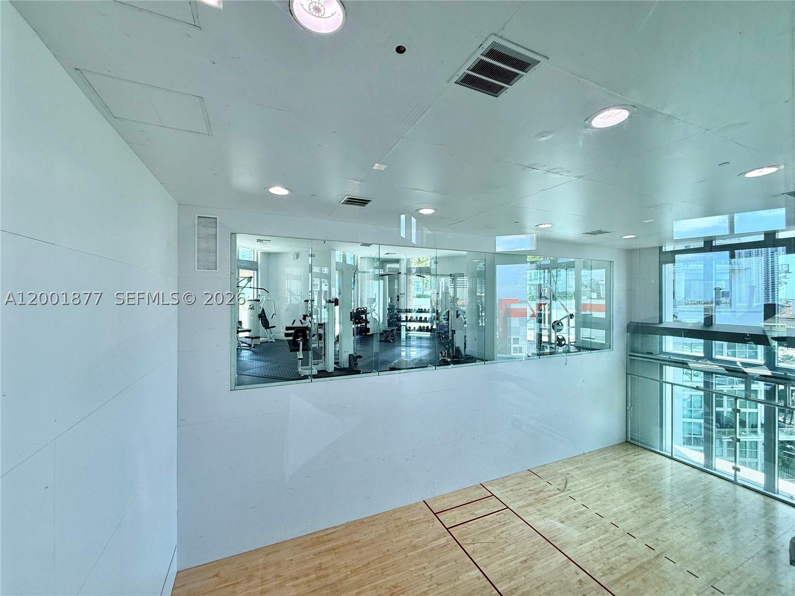 350 S Miami Ave #1601, Miami FL 33130
