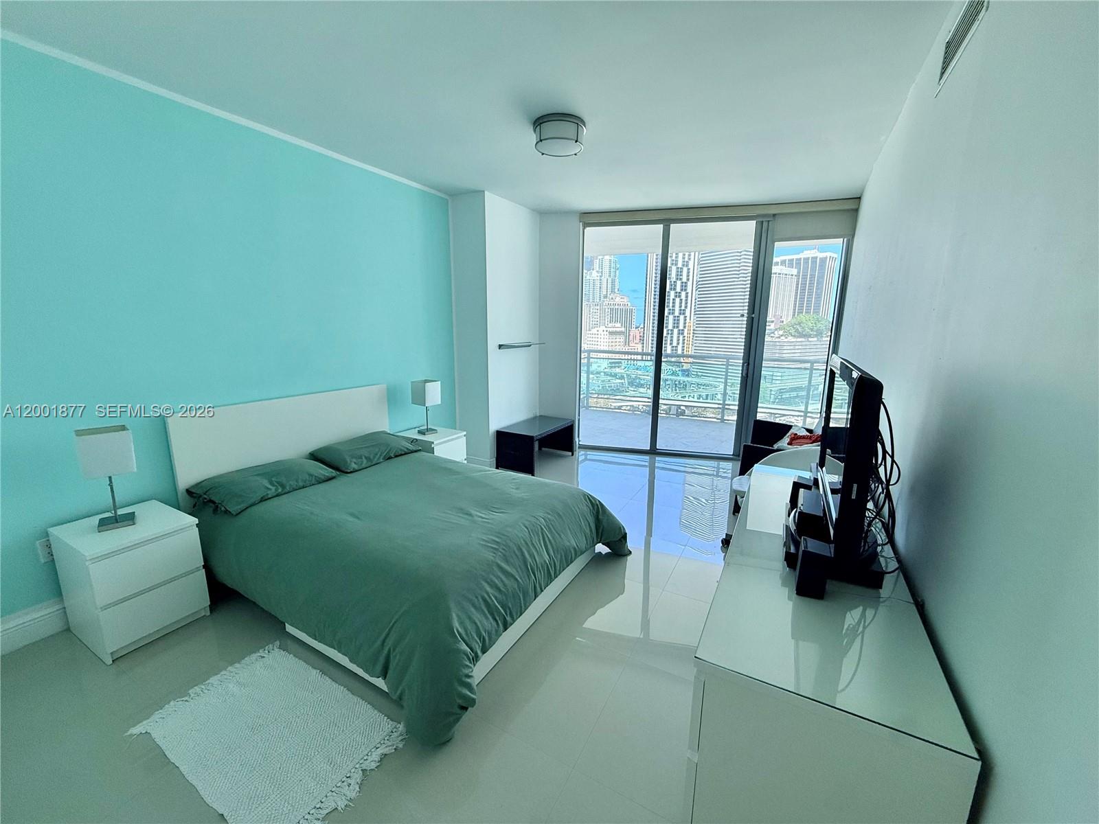 350 S Miami Ave #1601, Miami FL 33130