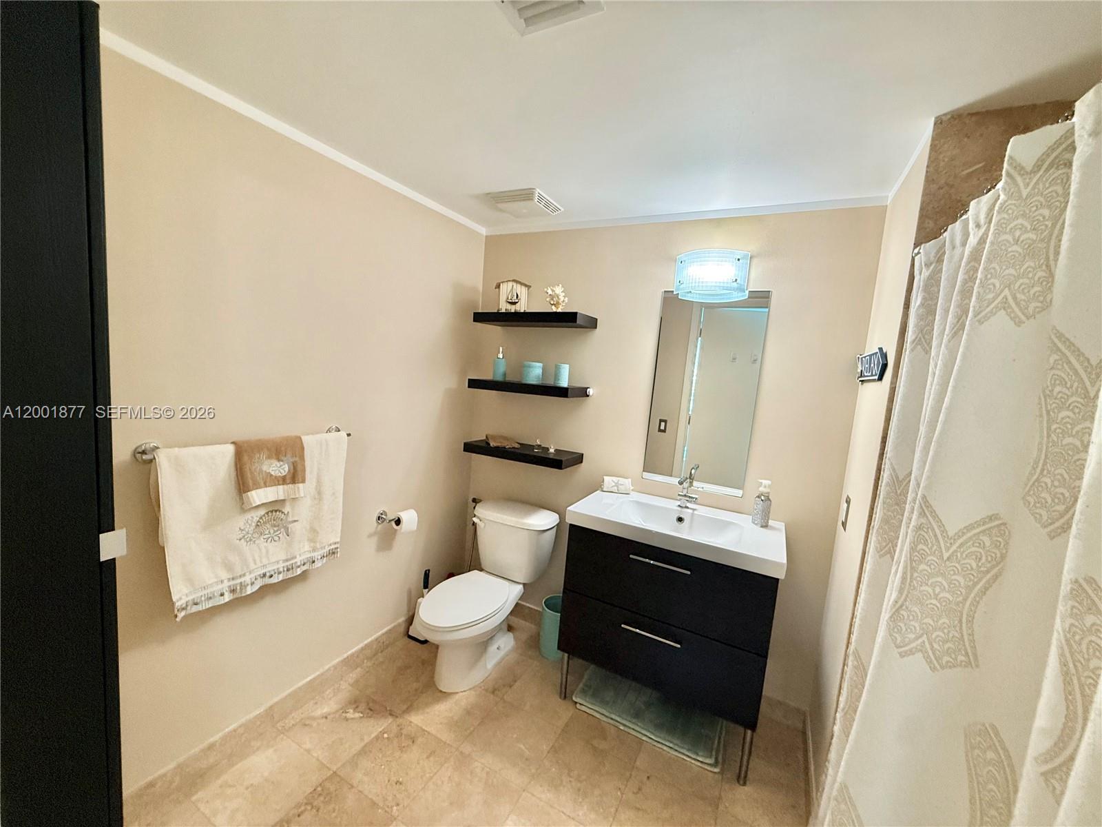 350 S Miami Ave #1601, Miami FL 33130