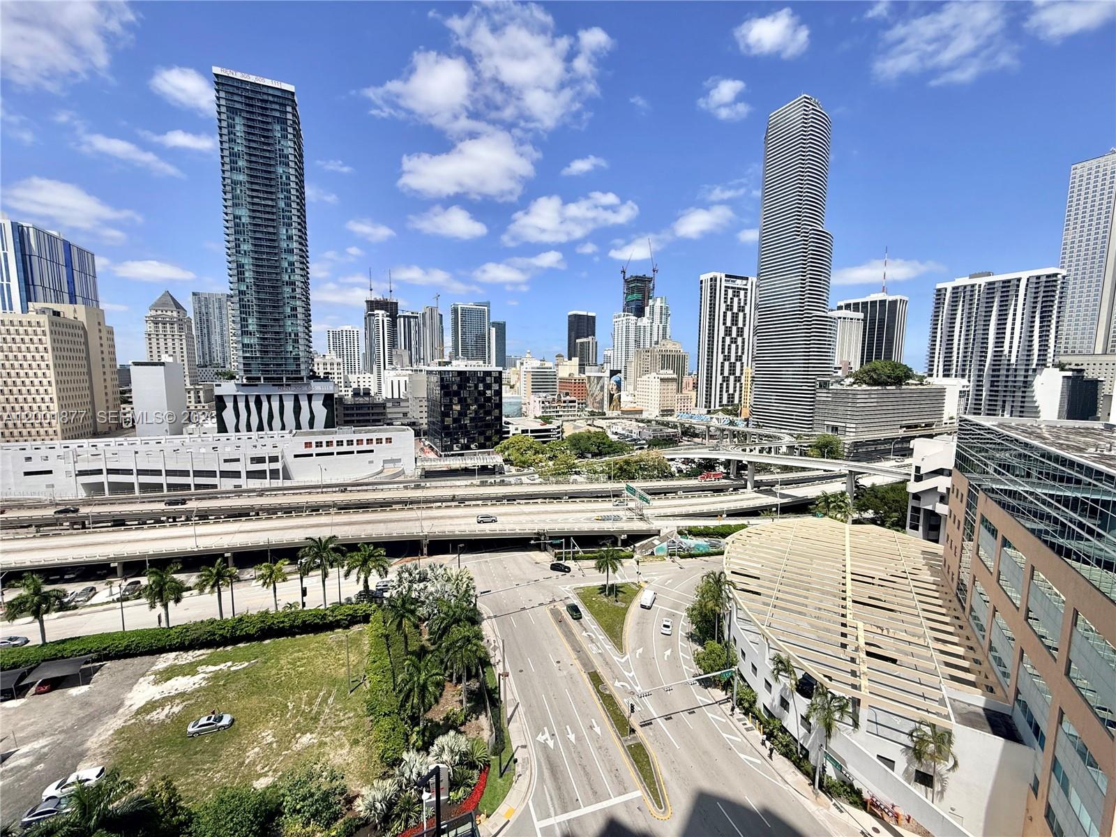 350 S Miami Ave #1601, Miami FL 33130