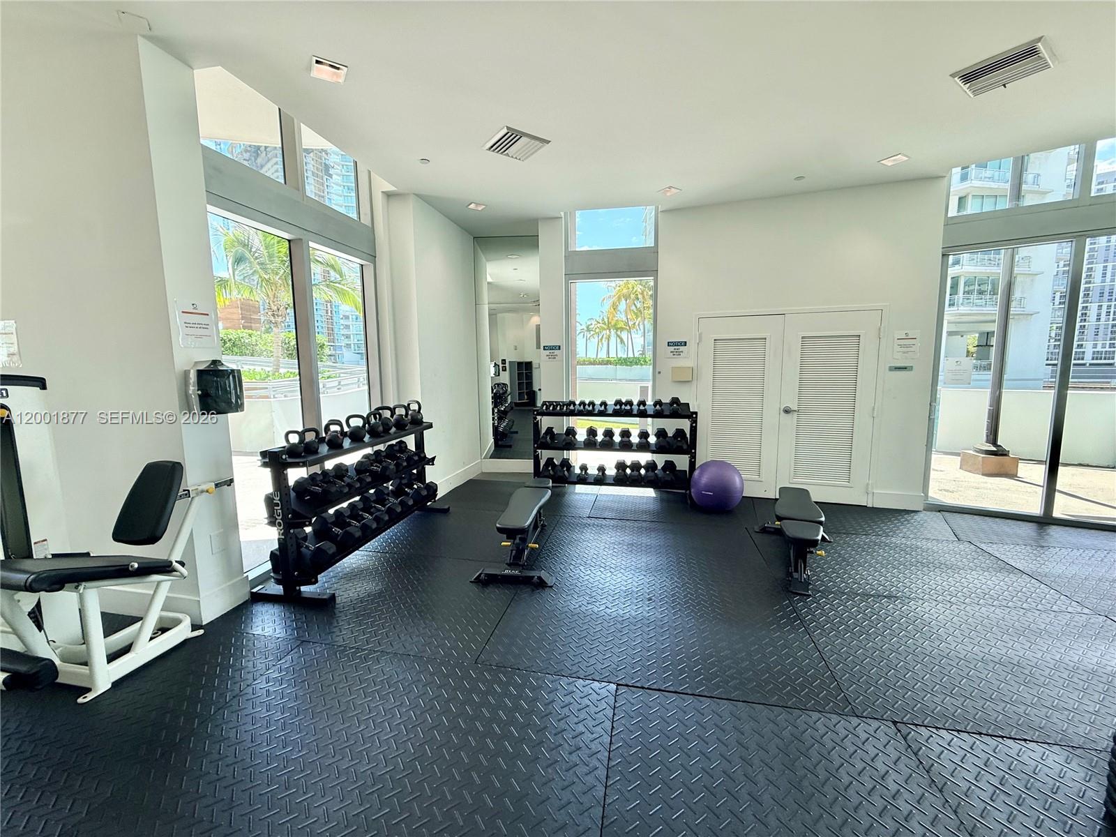 350 S Miami Ave #1601, Miami FL 33130