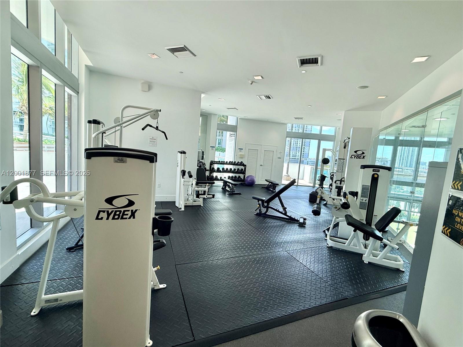 350 S Miami Ave #1601, Miami FL 33130