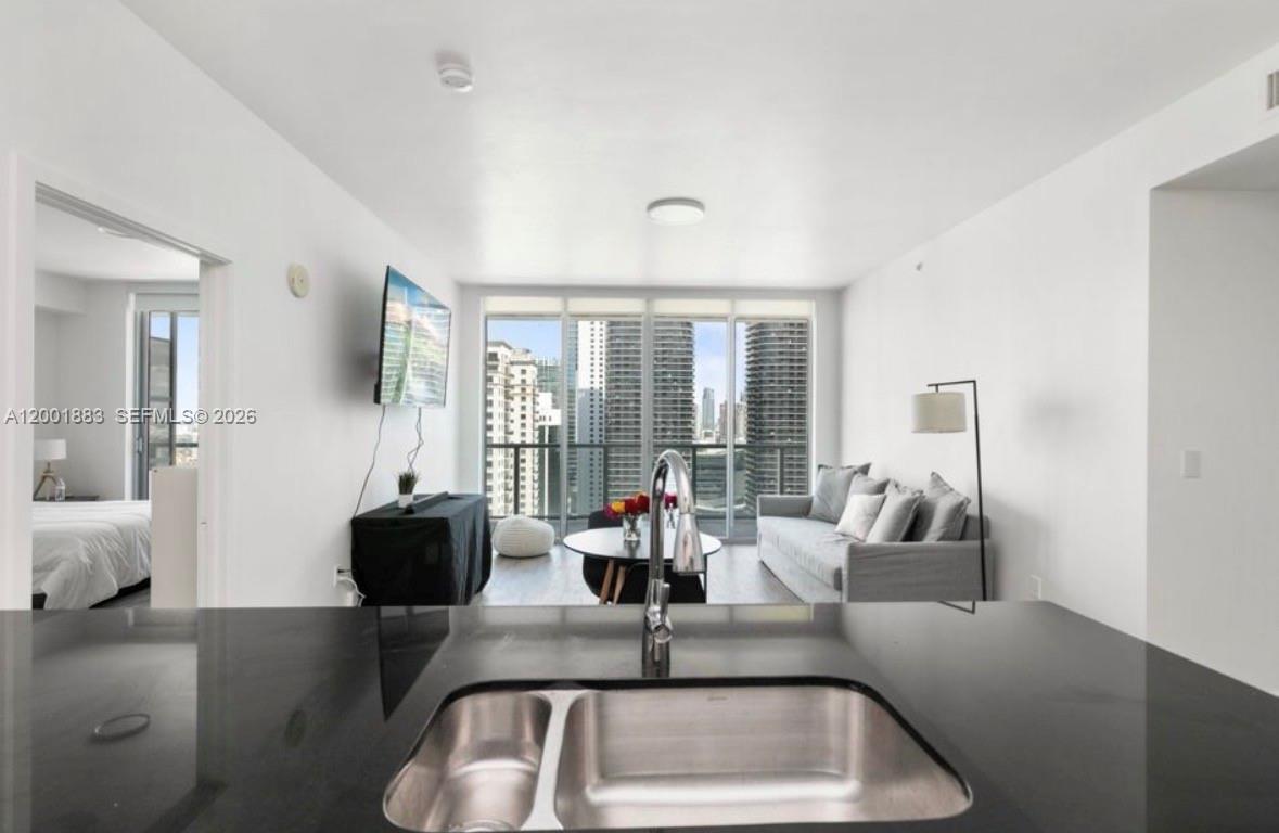 1111 SW 1st Ave #3222-N, Miami FL 33130