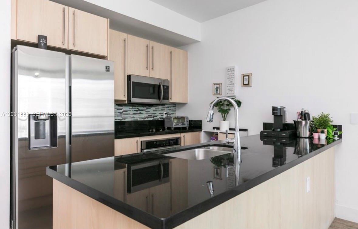 1111 SW 1st Ave #3222-N, Miami FL 33130