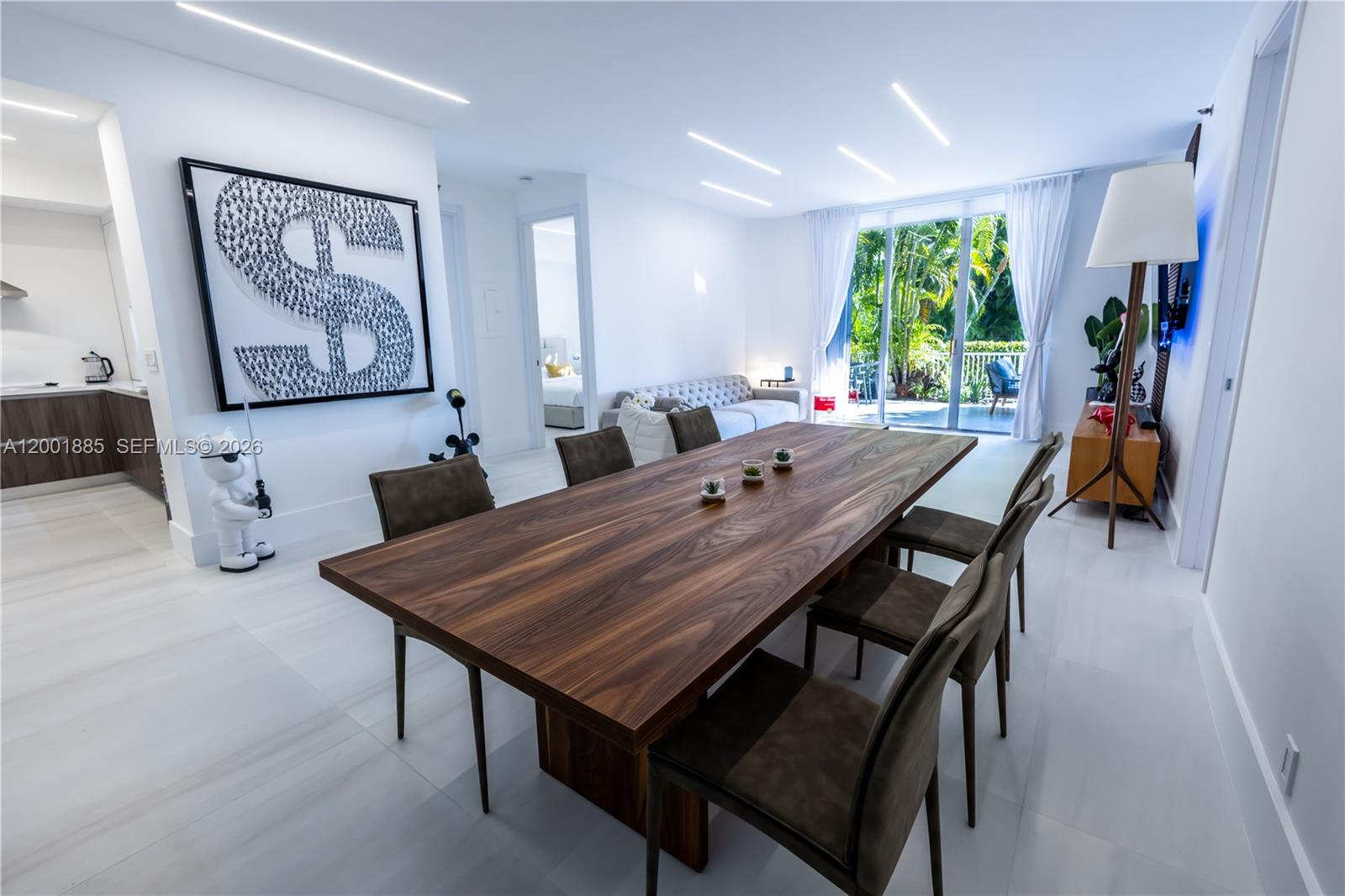 3600 Mystic Pointe Dr #114, Aventura FL 33180